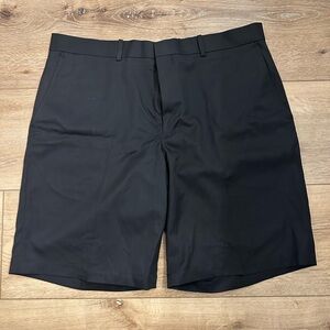 Walter Hagen Black Flat Front Men's Shorts size 38